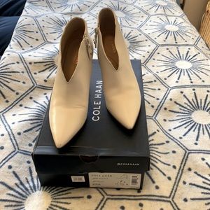 Cream cole hann booties size 7 viana shoetie